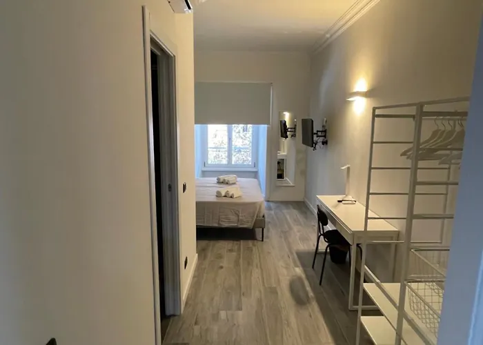 Must Be The Place 4* Roma